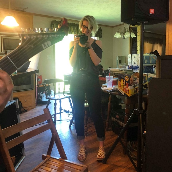 Meet your Posher, Susie - Picture 7 of 8